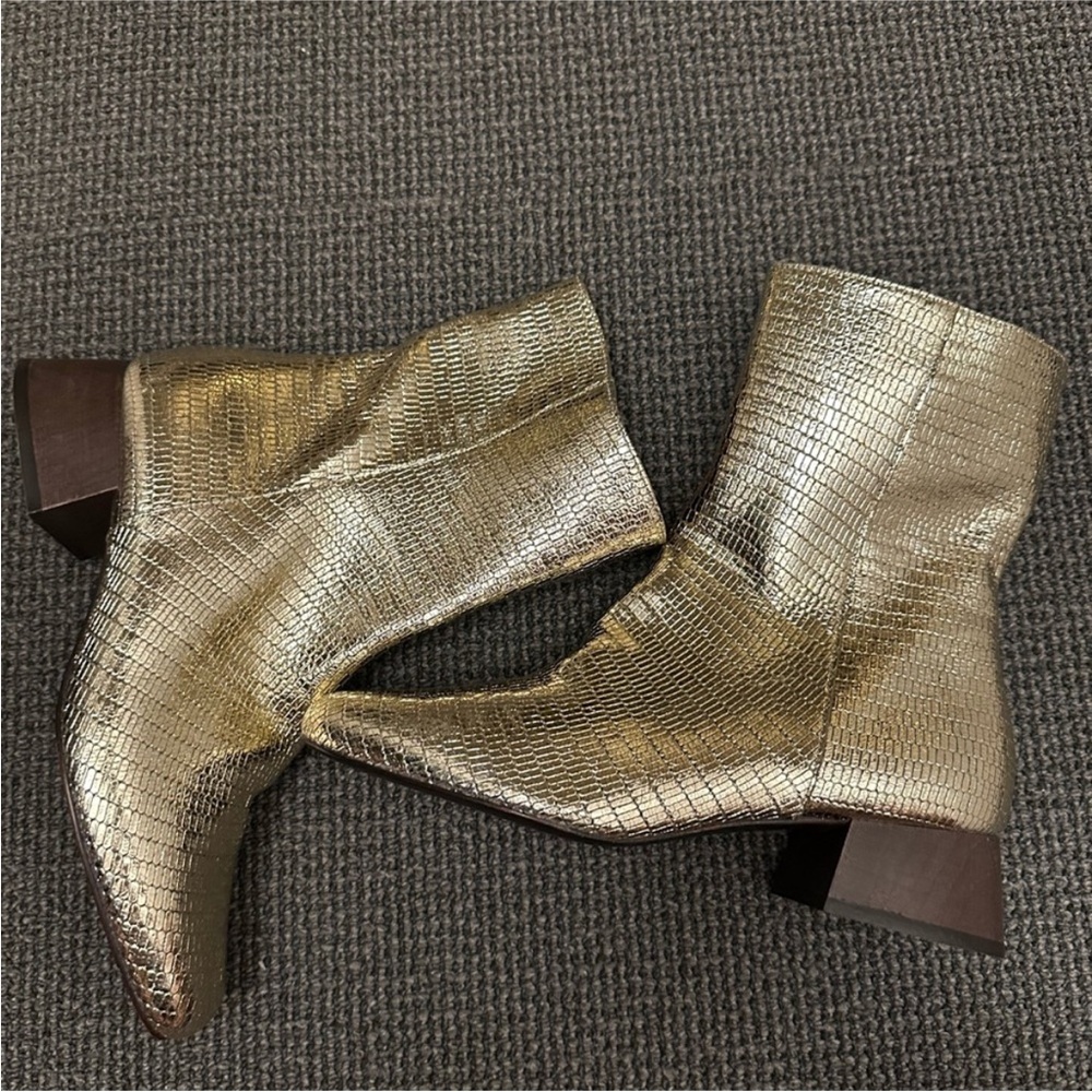 Freda Salvador Rare Gold Boots